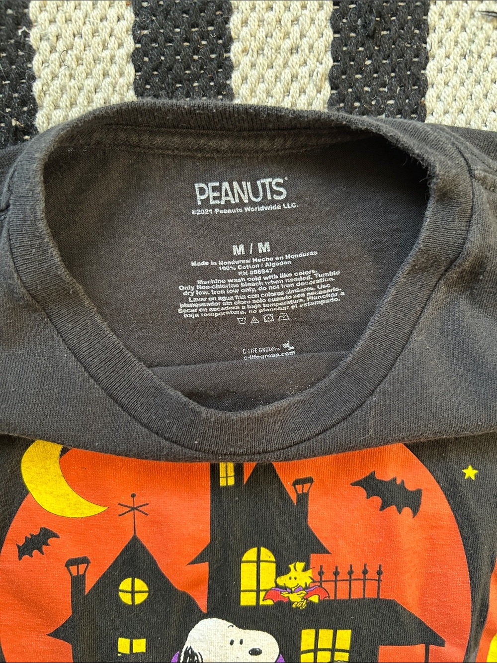 Peanuts Halloween cropped shirt - Picture 5 of 6